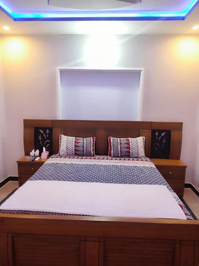 Lavish Inn Islamabad Exteriör bild