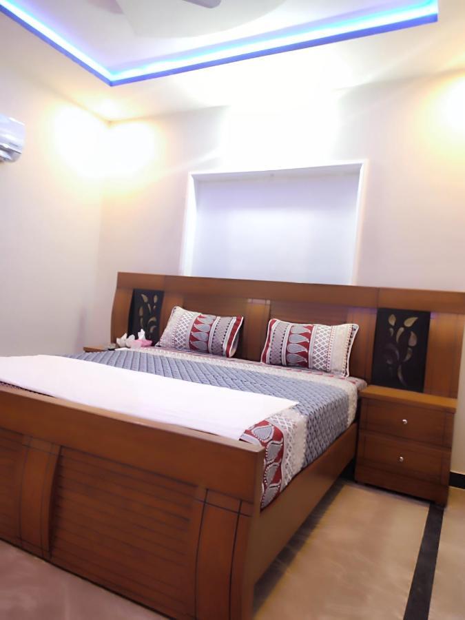 Lavish Inn Islamabad Exteriör bild