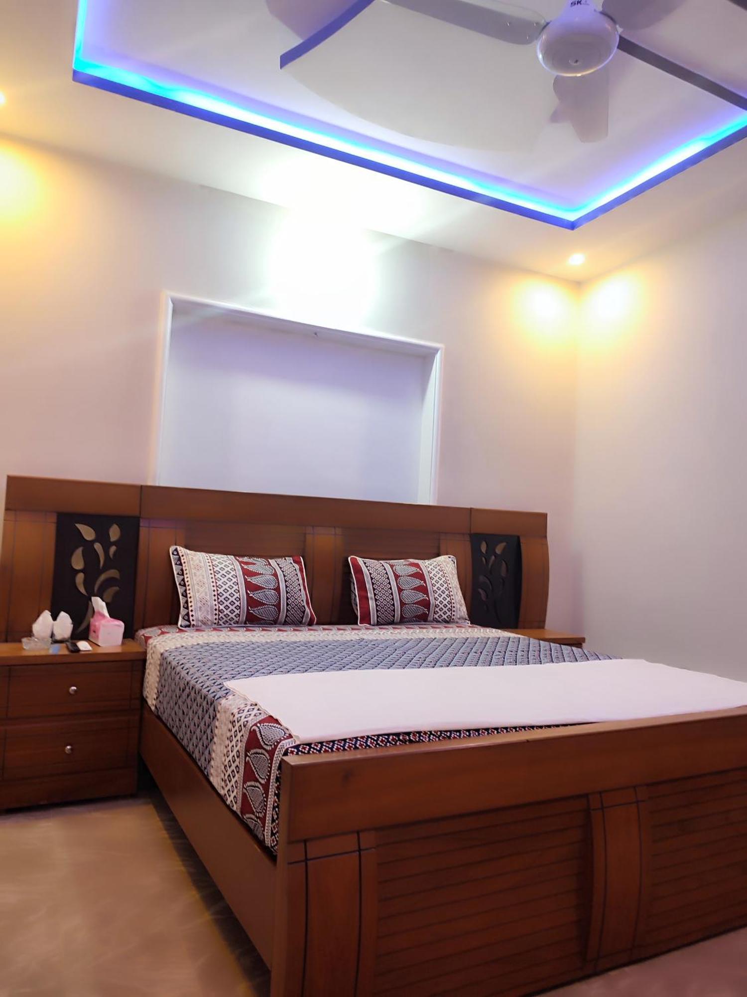 Lavish Inn Islamabad Exteriör bild