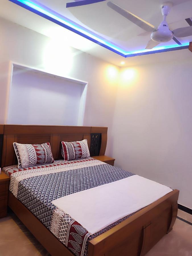 Lavish Inn Islamabad Exteriör bild