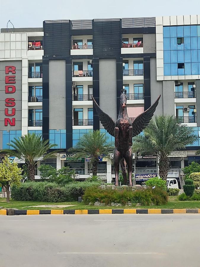 Lavish Inn Islamabad Exteriör bild